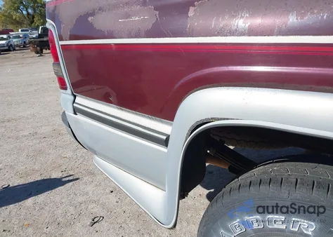 1995 Dodge Ram 1500 из США, поврежденный, VIN 1B7HC16Z0SS352430